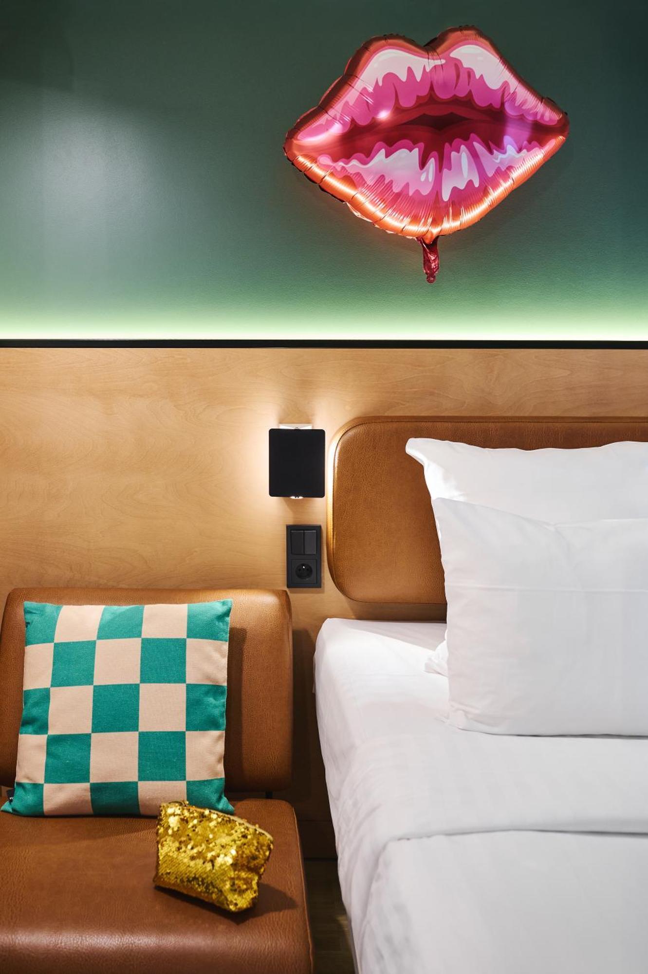Camera Moxy Sleeper Doppia con Letti Singoli