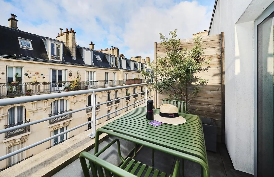 Moxy Paris Bastille-1